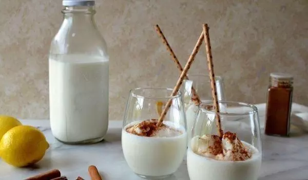 Leche Merengada Recipe, Spanish Dessert or Drink