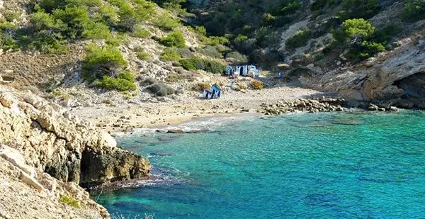 Beaches in Benidorm, Almadrava