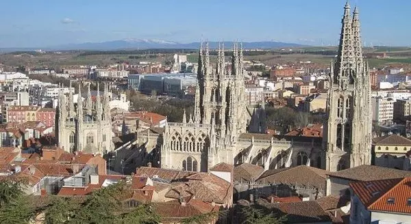 Driving to Benidorm, Burgos