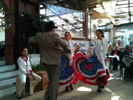 Spanish Dancers El Cisne