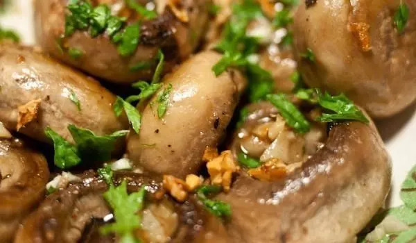 Spanish Garlic Mushrooms