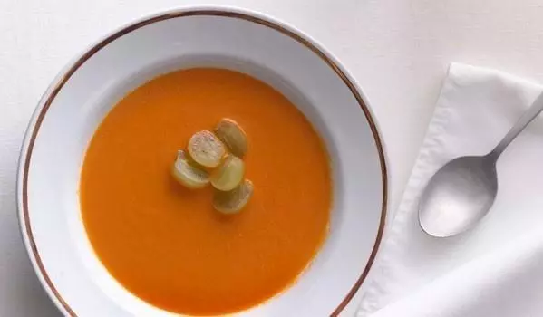 Smokey Spanish Tomato Soup 